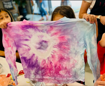 Painting class by Luna & Co