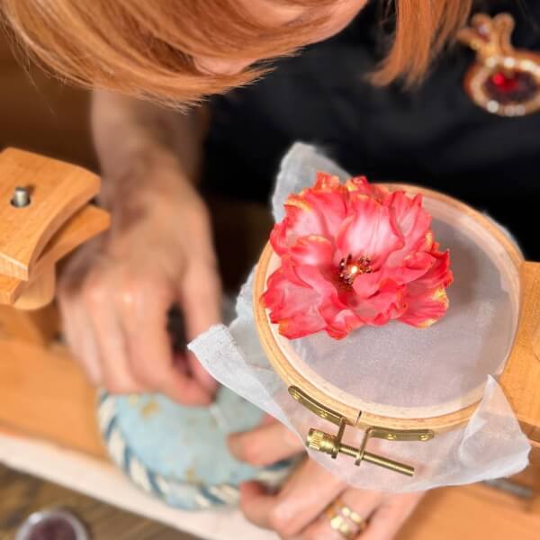 Embroidery Workshop: Anemone Brooch review by Alexandra Titovich - Melbourne